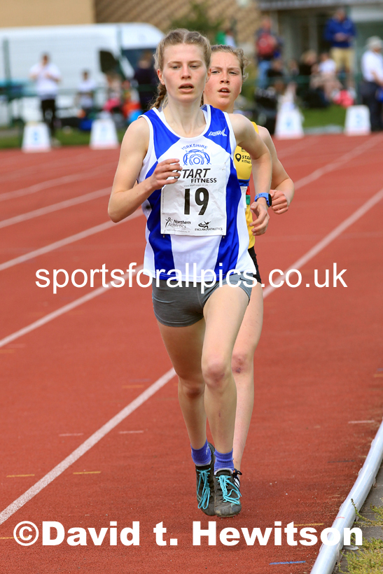 Womens Under-17s 3000 metres, 2022 Northern Inter Counties U17s and U15s Track and Field, York, Thursday, June 2nd. Photo: David T. Hewitson/Sports for All Pics